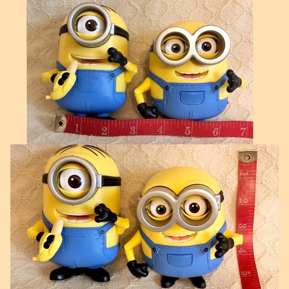 Lot Minion Despicable Me 2 lunchbox goggles and 2 Bob Carl blink toys - Picture 9 of 12